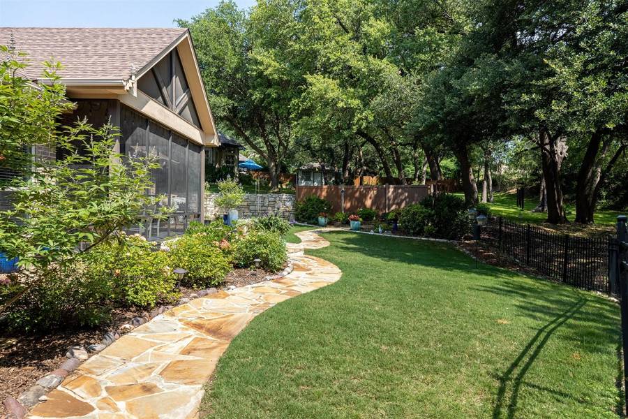 4130 Cimmaron Trail, Granbury, TX 76049