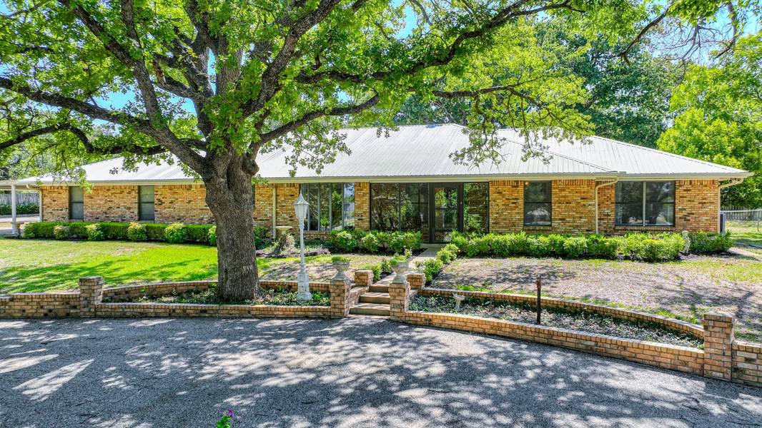 269 Wandering Lane, Weatherford, TX 76086