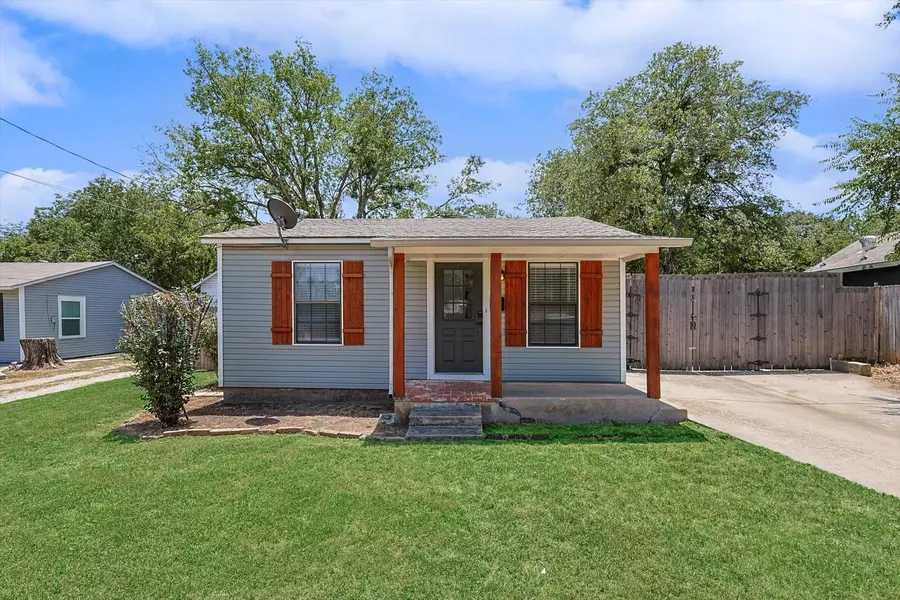 4714 Fossil Drive, Haltom City, TX 76117