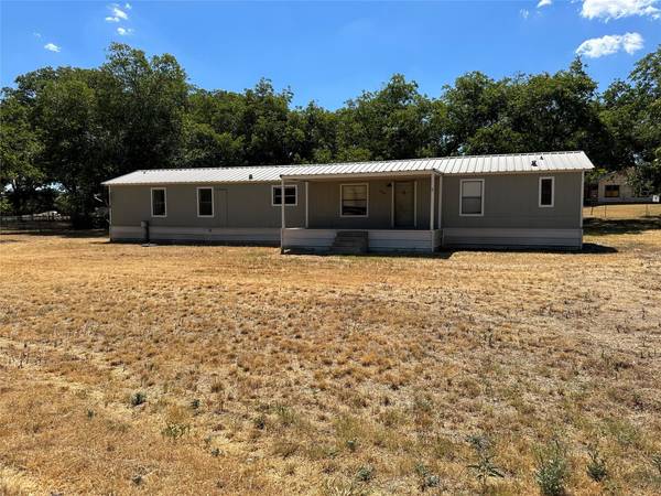 608 4th Street, Blanket, TX 76432