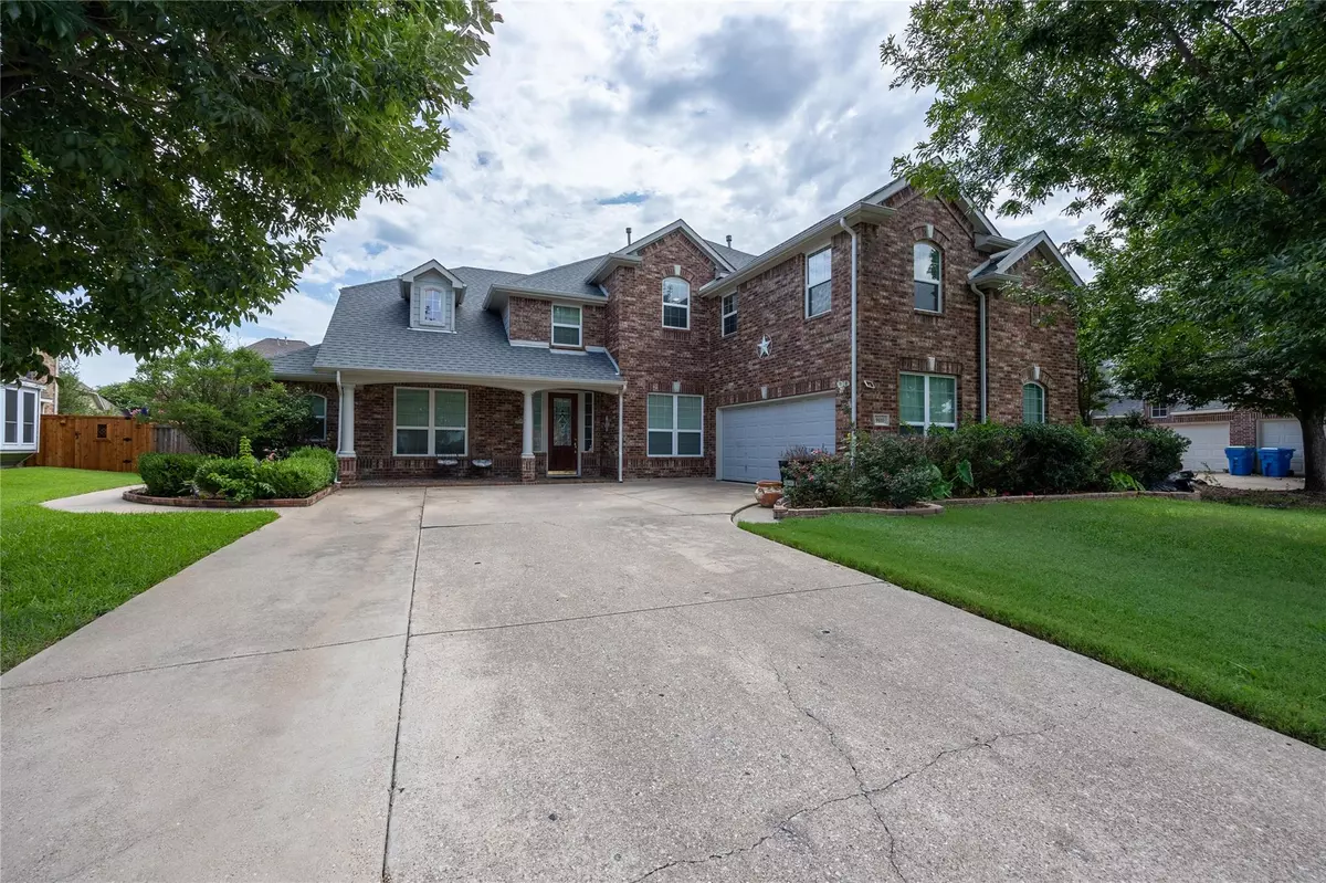 Rowlett, TX 75089,9610 Fairway Vista Drive