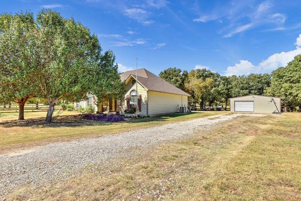 311 County Road 292, Collinsville, TX 76233