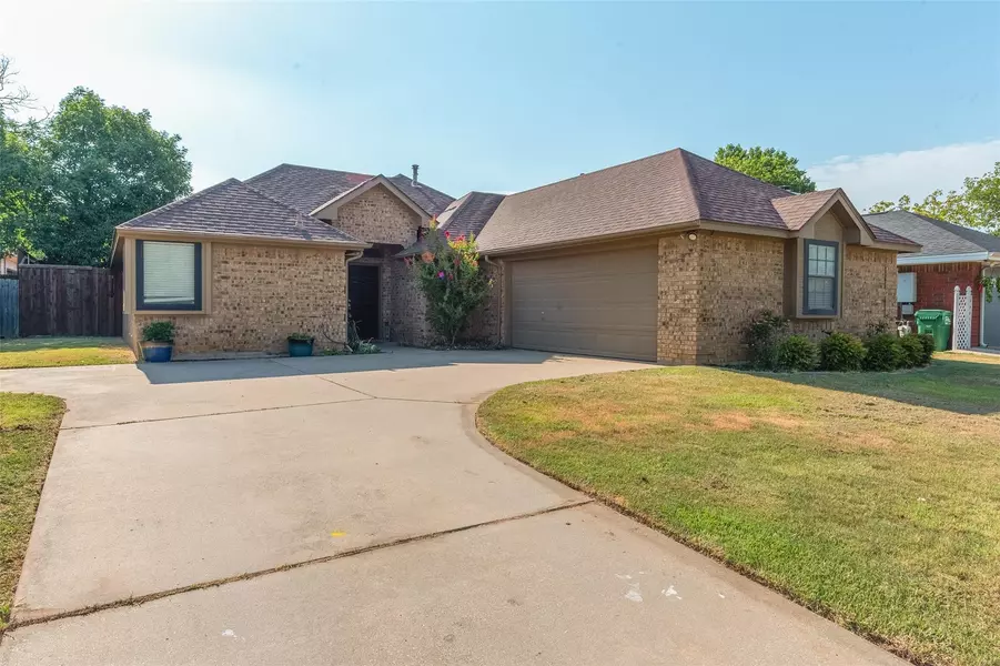 1101 Bayfield Drive, Denton, TX 76209