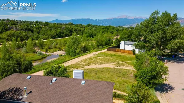 Colorado Springs, CO 80918,3390 Beechwood CT