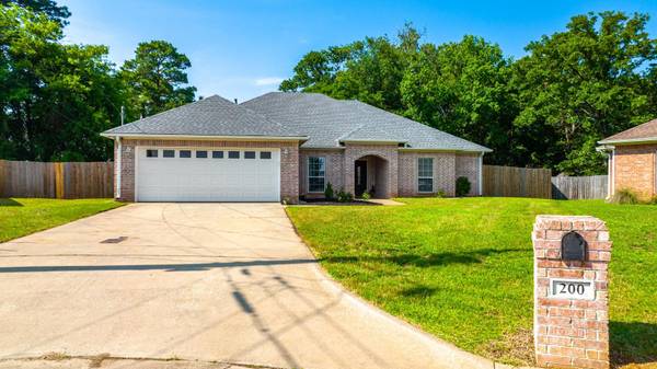 200 Ithaca Drive,  Longview,  TX 75604