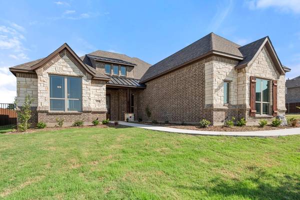 1214 Woodside Drive, Mansfield, TX 76063