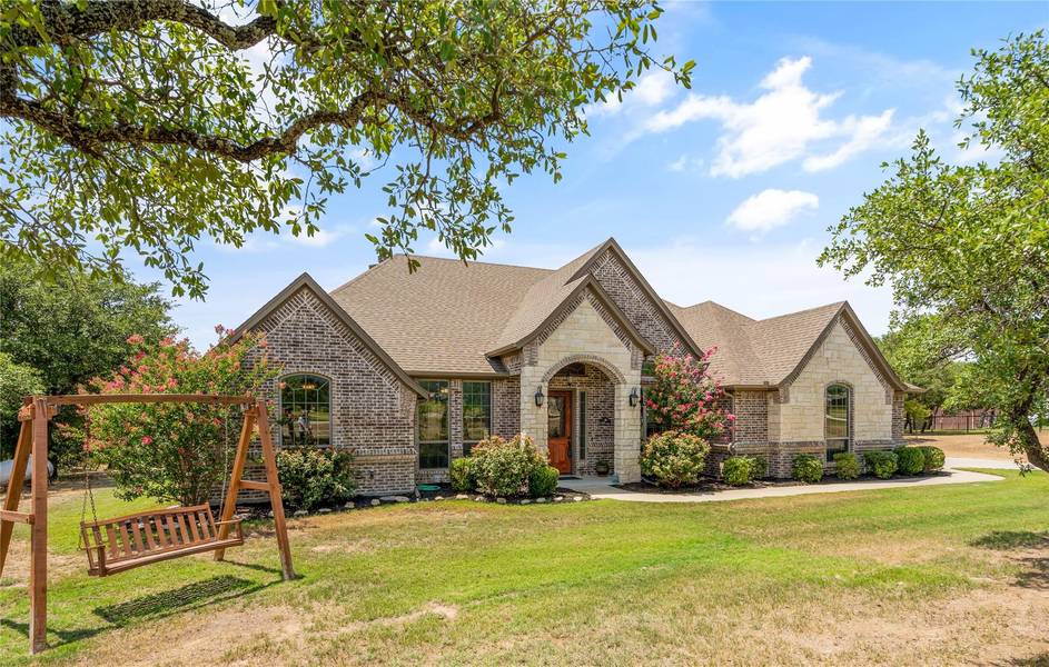 230 Maral Lane, Azle, TX 76020