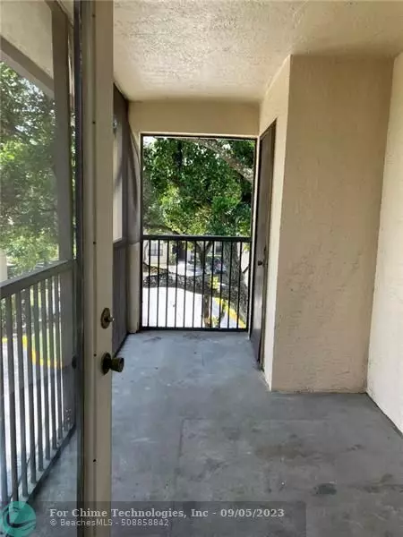 Pompano Beach, FL 33069,4401 W Mcnab Rd  #33