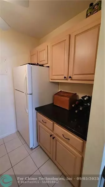 Fort Lauderdale, FL 33308,1801 NE 62nd St  #128