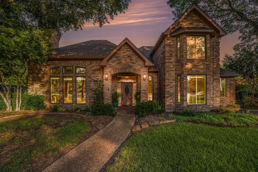 1099 Edith Circle, Richardson, TX 75080