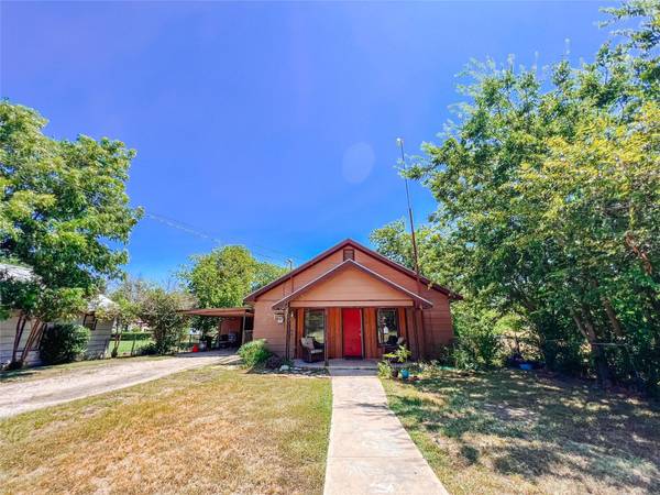 1710 6th Street, Brownwood, TX 76801