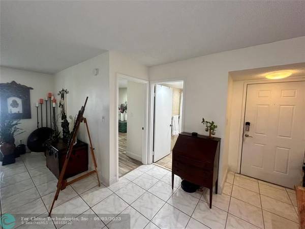 Hollywood, FL 33021,570 S Park Rd  #23-6