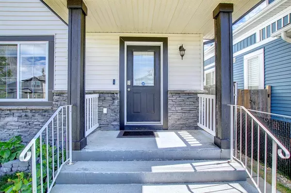 Calgary, AB T3J 4V1,54 Saddlemont Close NE