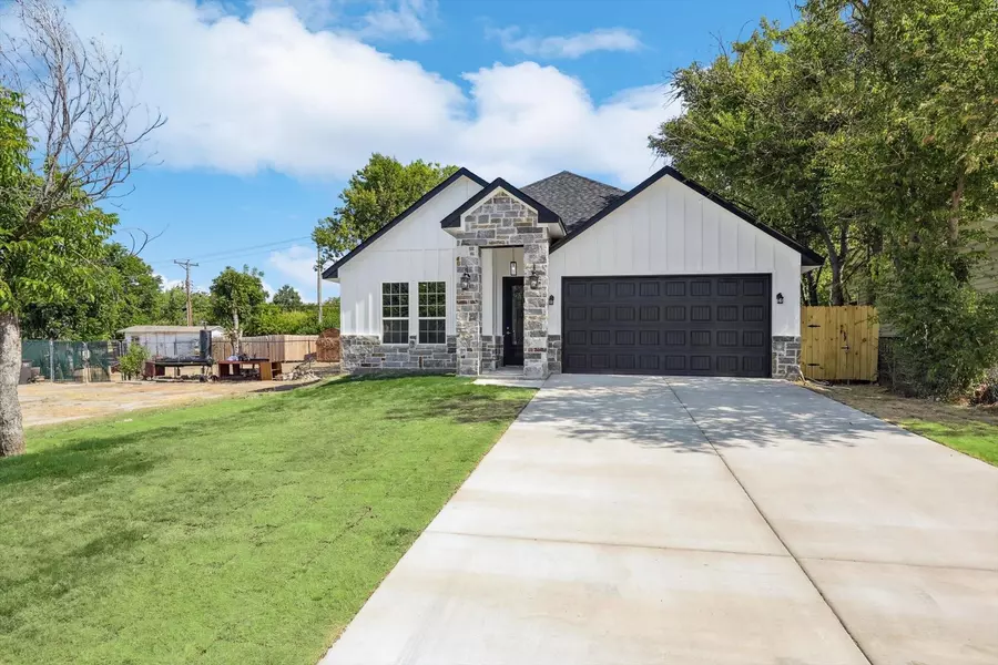 5320 Fletcher Avenue, Fort Worth, TX 76107