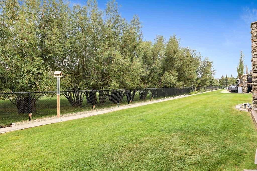 Okotoks, AB T1S 2N5,320 Crystal Green Rise