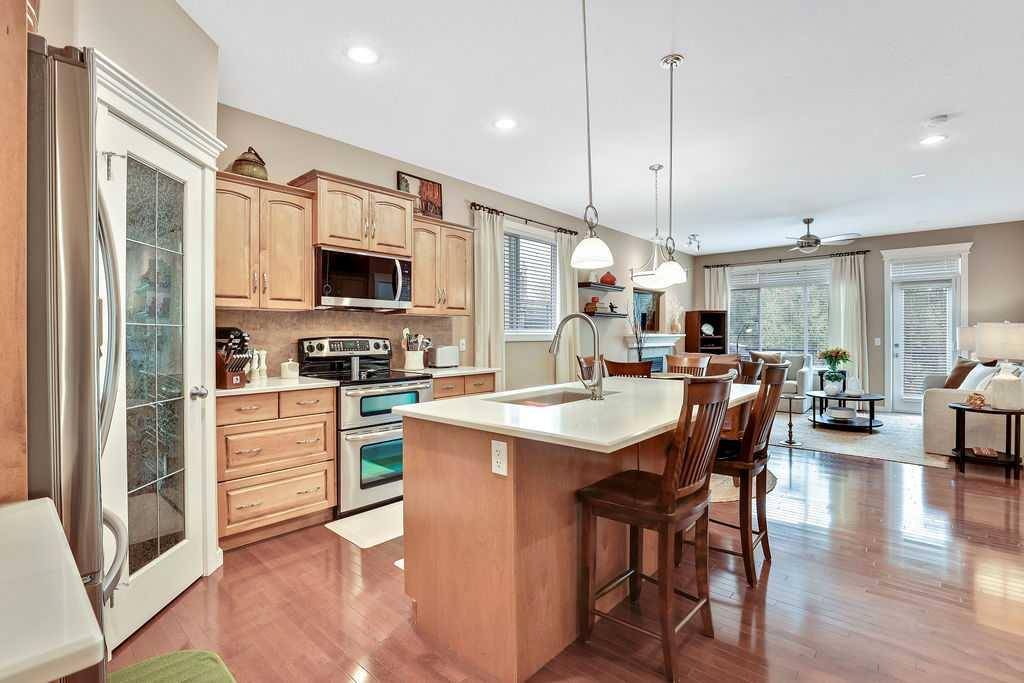 Okotoks, AB T1S 2N5,320 Crystal Green Rise