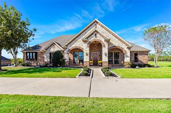 8044 Willow Lane,  Terrell,  TX 75160