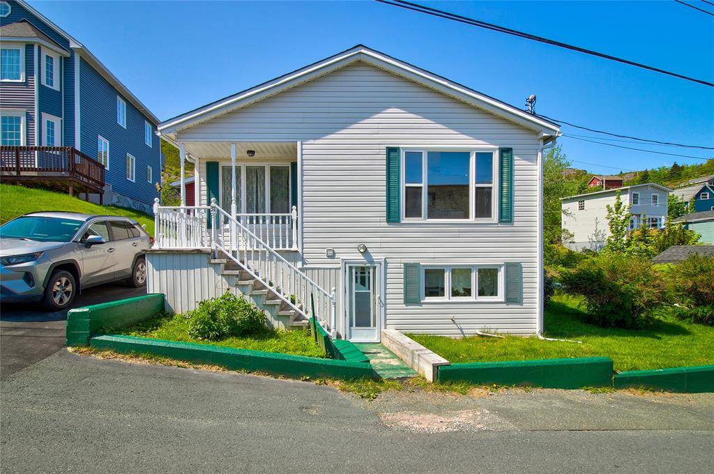 37 Skinner's Hill, Petty Harbour, NL A0a3H0