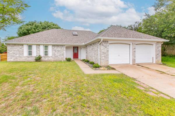 83 Delmore Drive, Hillsboro, TX 76645