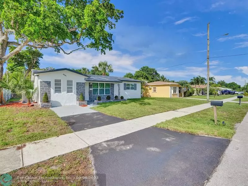 4241 SW 21st St, Fort Lauderdale, FL 33317