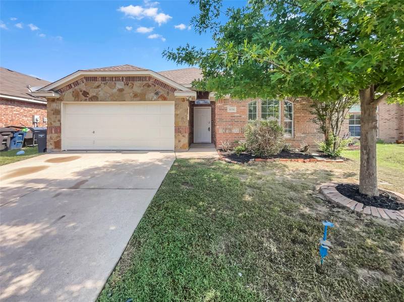 4136 Summersweet Lane, Fort Worth, TX 76036