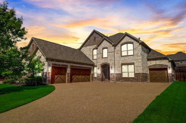 9205 Waters Lane, Rowlett, TX 75089