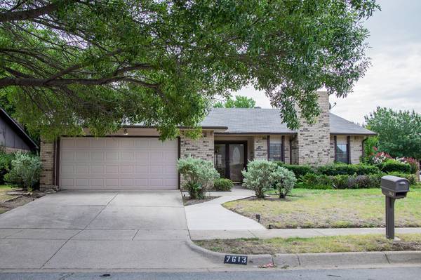 7613 Xavier Drive, Fort Worth, TX 76133