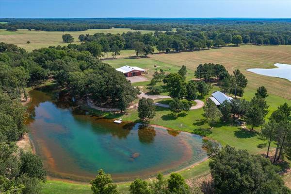 1832 VZ CR 1517, Grand Saline, TX 75140