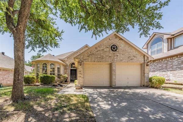 4804 Misty Ridge Drive, Fort Worth, TX 76137