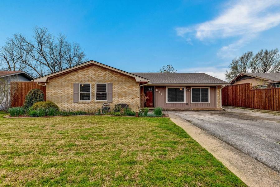 642 Northside Avenue, Lewisville, TX 75057