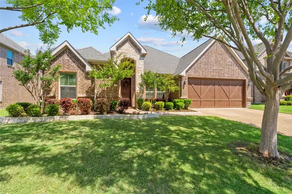 204 Honeysuckle Way, Flower Mound, TX 75028