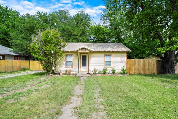 309 S Main Street,  Rising Star,  TX 76471