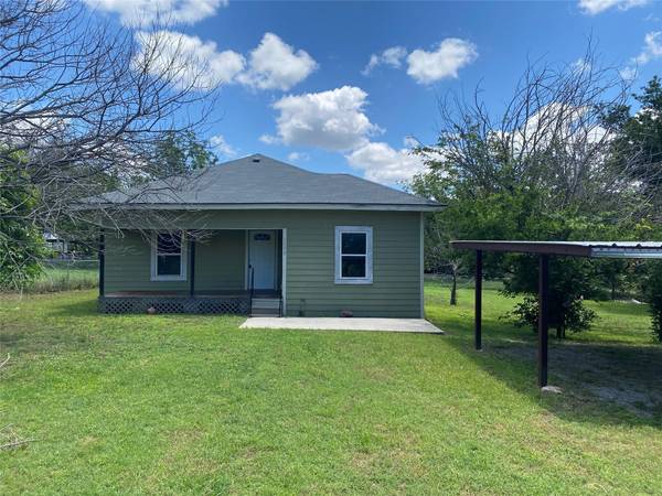 1298 Trent Street, Goldthwaite, TX 76844