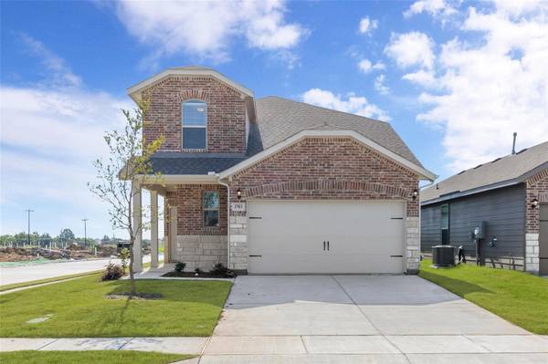 1648 Briar Hunt Drive, Forney, TX 75126