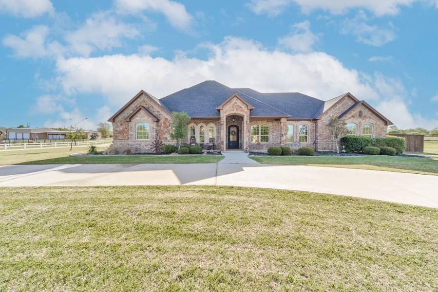 193 Fairview Court, Decatur, TX 76234