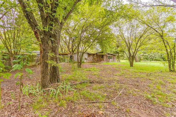 232 Bowden Circle,  Burleson,  TX 76028