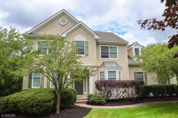 8 Princeville Ct, Montgomery Twp., NJ 08558