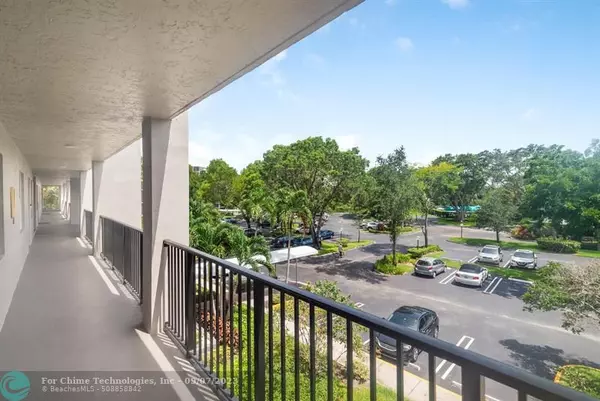 Pompano Beach, FL 33069,4191 Cypress Reach Ct  #305