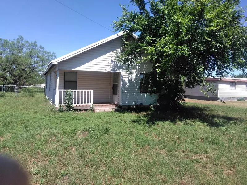 512 Walnut, Merkel, TX 79536