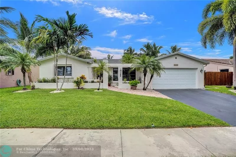 10405 NW 5th Ct, Plantation, FL 33324