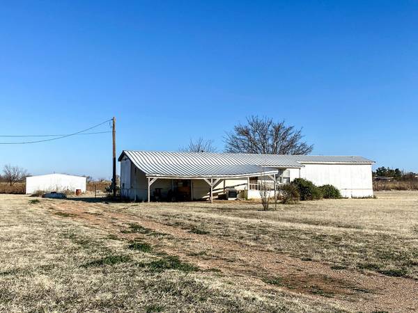 Aspermont, TX 79502,516 N Vivian