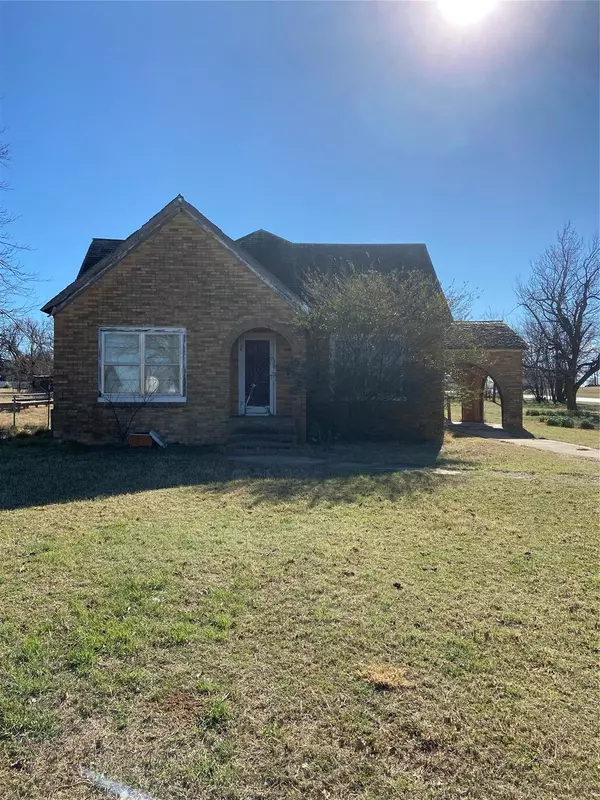 1404 Elm, Megargel, TX 76370