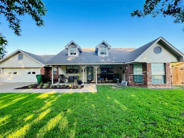 503 S Williams Street, Hamilton, TX 76531