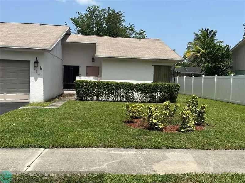 234 NW 37th Way, Deerfield Beach, FL 33442