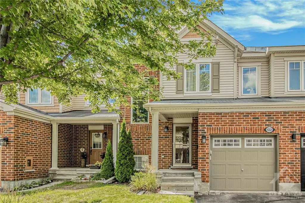 Stittsville, ON K2S 0L6,422 MONTSERRAT ST