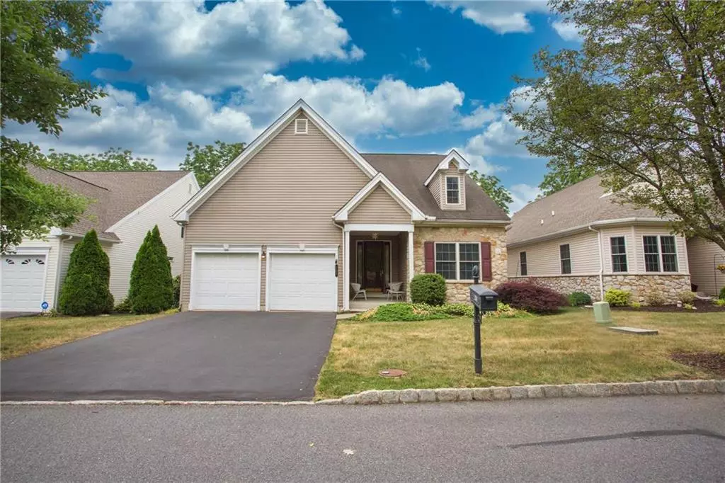 Palmer Twp, PA 18045,124 Glenmoor Circle South