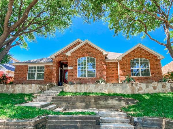 2020 Piedmont Drive, Lewisville, TX 75067