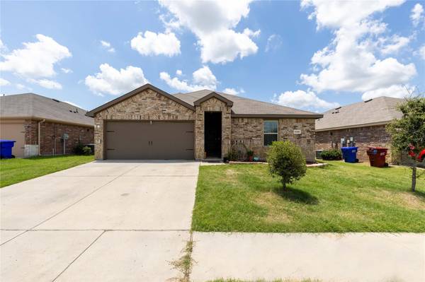 2136 Tulipwood Drive, Royse City, TX 75189