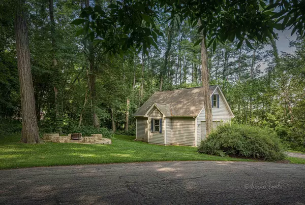 Galena, IL 61036,11 Longwood Drive