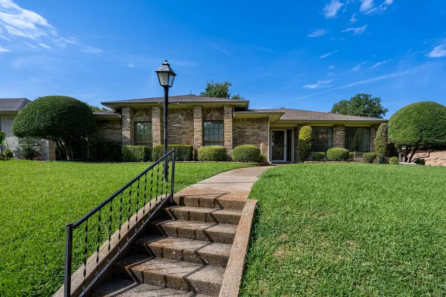 326 Biscay Drive, Garland, TX 75043